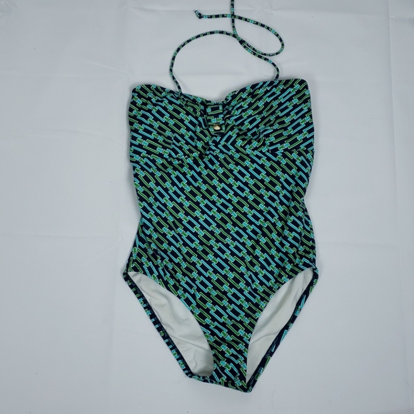 l cup swimwear
